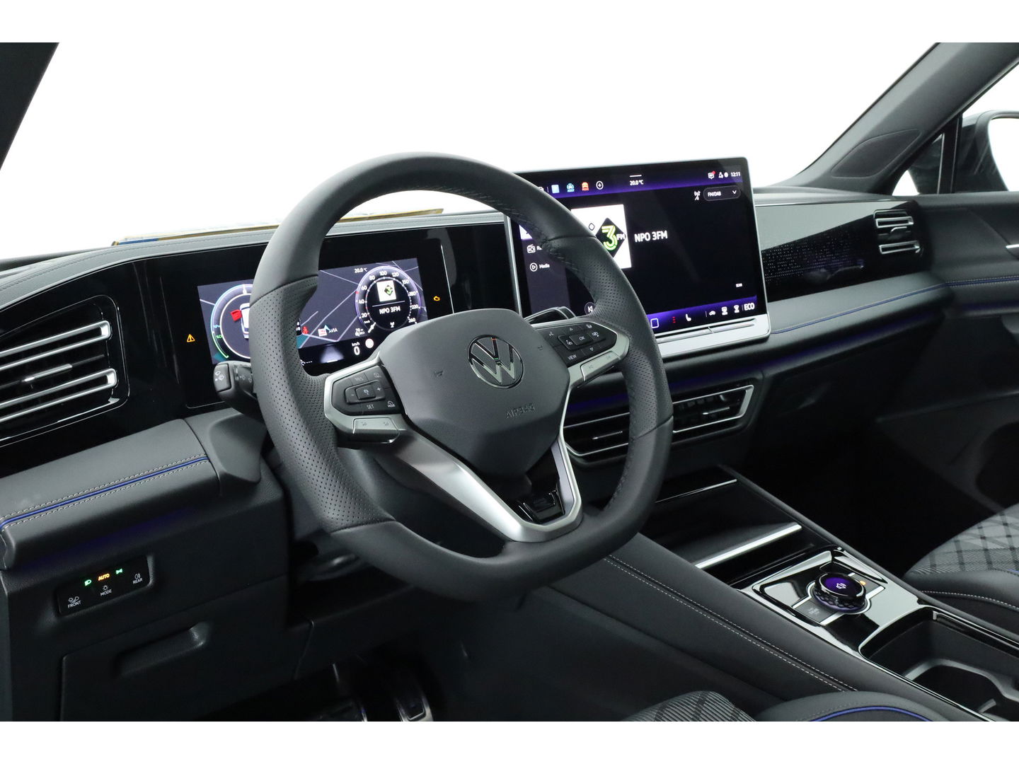 Volkswagen Tiguan 1.5 eHybrid R-Line Black Style 272pk | Pano | HUD | 360cam | Massage | Elek. Trekhaak | 20'' | Adapt. Cruise | Keyless |