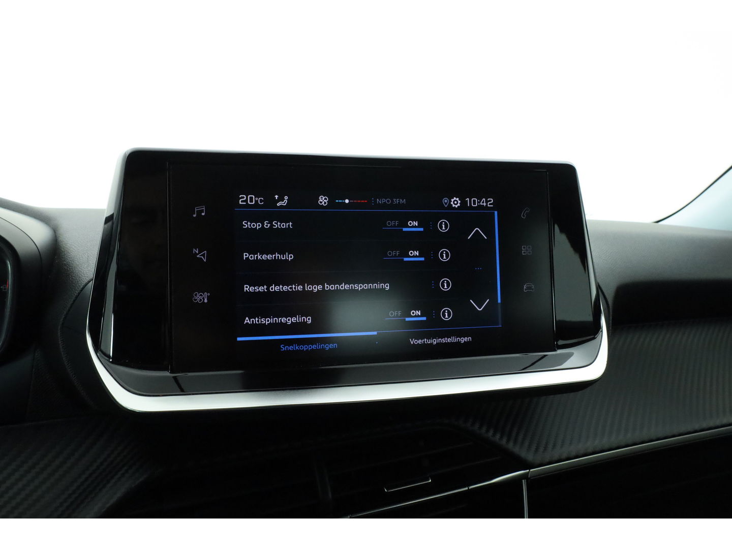 Peugeot 2008 1.5 BlueHDi Active | Navi by Apple CarPlay | Airco | Cruise Ctrl. | PDC A | LED | DAB