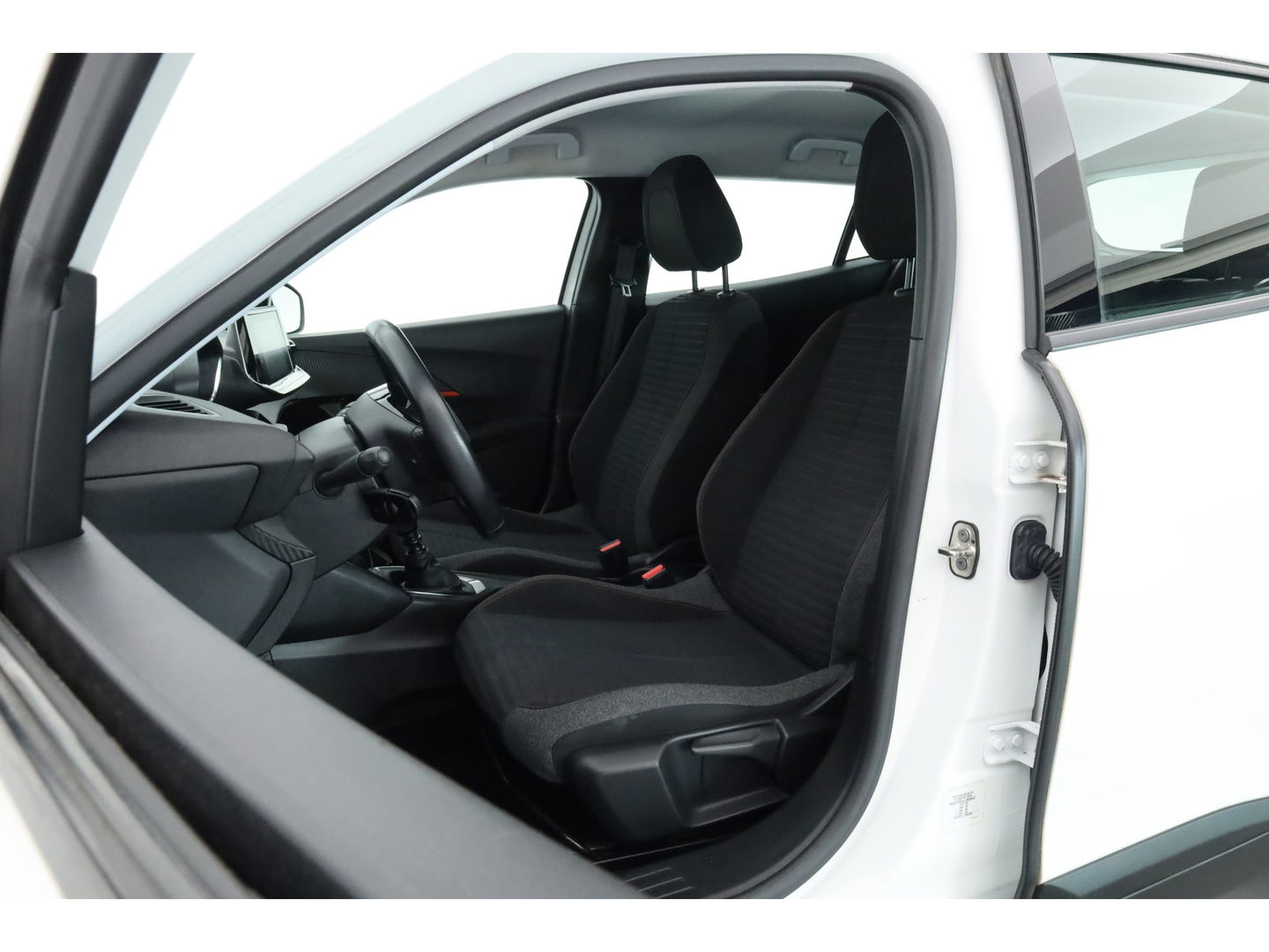 Peugeot 2008 1.5 BlueHDi Active | Navi by Apple CarPlay | Airco | Cruise Ctrl. | PDC A | LED | DAB