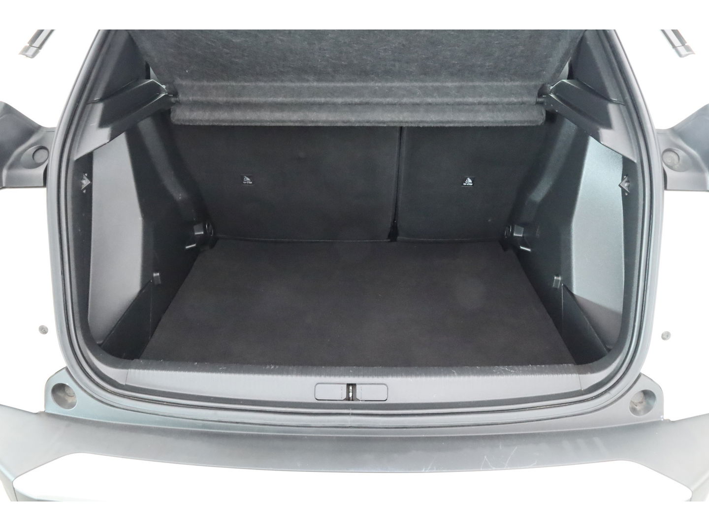 Peugeot 2008 1.5 BlueHDi Active | Navi by Apple CarPlay | Airco | Cruise Ctrl. | PDC A | LED | DAB