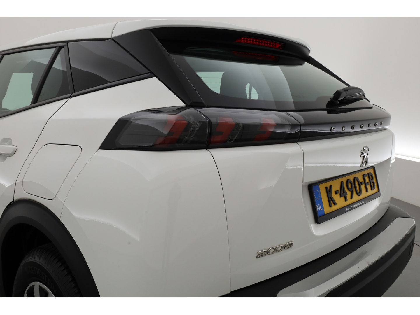 Peugeot 2008 1.5 BlueHDi Active | Navi by Apple CarPlay | Airco | Cruise Ctrl. | PDC A | LED | DAB