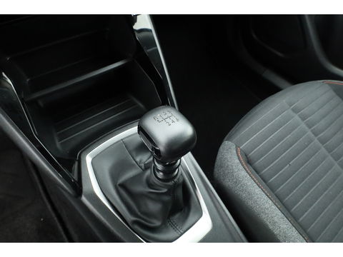 Peugeot 2008 1.5 BlueHDi Active | Navi by Apple CarPlay | Airco | Cruise Ctrl. | PDC A | LED | DAB