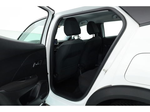 Peugeot 2008 1.2 PureTech Active | Apple CarPlay & Android Auto | Cruise Control | DAB | PDC+A | LED | Airco