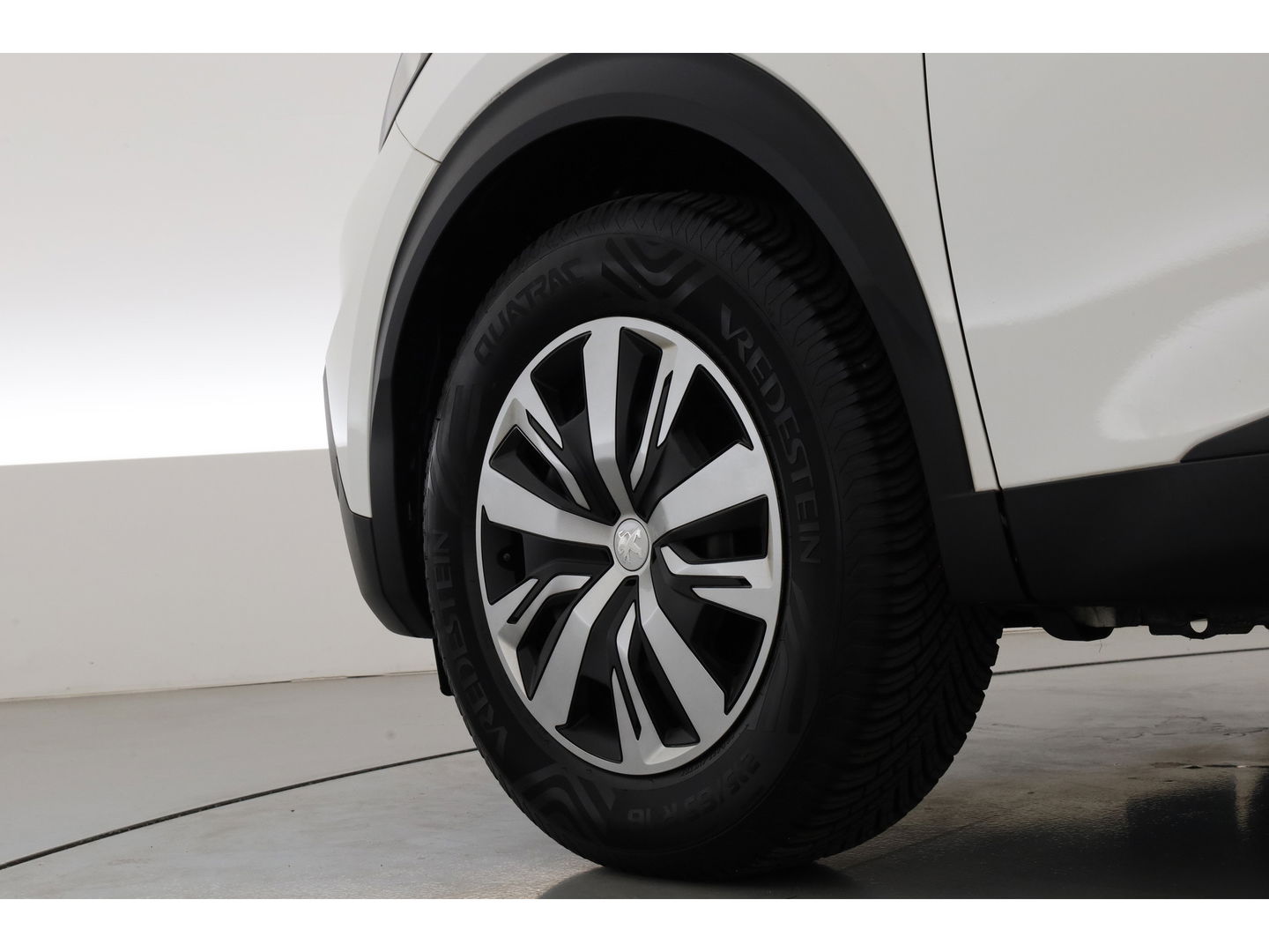 Peugeot 2008 1.2 PureTech Active | Apple CarPlay & Android Auto | Cruise Control | DAB | PDC+A | LED | Airco