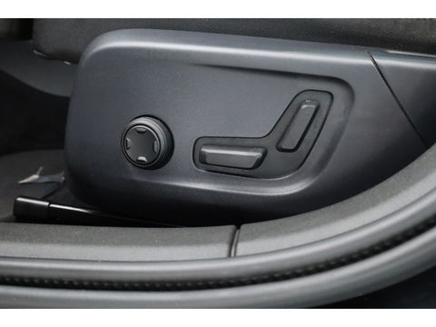 Polestar 2 Long Range Dual Motor Launch Edition 78kWh | SOH 92% | Pano | Elek. Trekhaak | 360cam | H&K Audio | 4x Stoelverw. | Elek. Stoelen | 20''