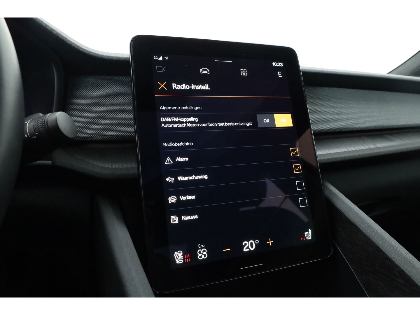 Polestar 2 Long Range Dual Motor Launch Edition 78kWh | SOH 92% | Pano | Elek. Trekhaak | 360cam | H&K Audio | 4x Stoelverw. | Elek. Stoelen | 20''