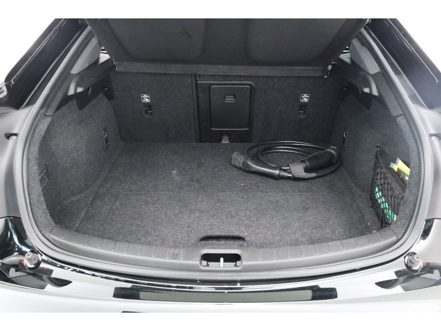 Polestar 2 Long Range Dual Motor Launch Edition 78kWh | SOH 92% | Pano | Elek. Trekhaak | 360cam | H&K Audio | 4x Stoelverw. | Elek. Stoelen | 20''