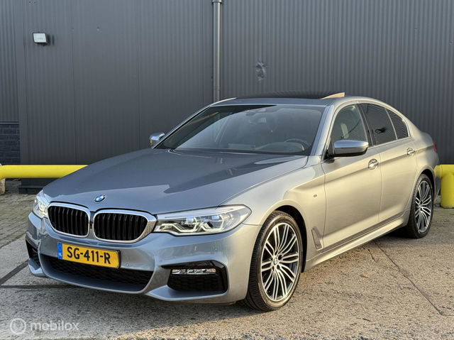 BMW 5 Serie - 520i High Executive | M-Pakket | Pano | Bomvol