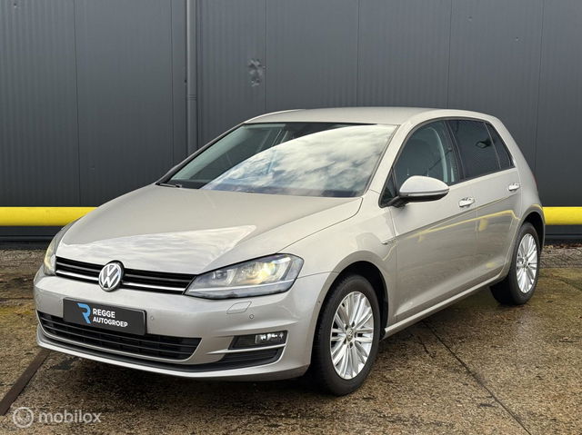 Volkswagen Golf - 1.2 TSI CUP Edition XENON | STOELVERWARMING