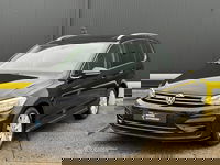 Volkswagen Touran - 2.0 TDI DSG R-Line PANODAK | TREKHAAK |