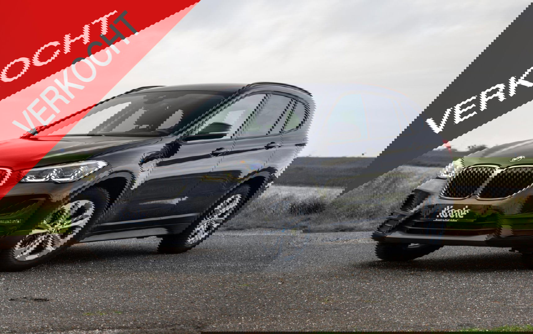 BMW X1 xDrive25e Executive CAMERA / CARPLAY / AUTOMAAT / LEDER / LED / CRUISE CONTROLE / STOELVERWARMING