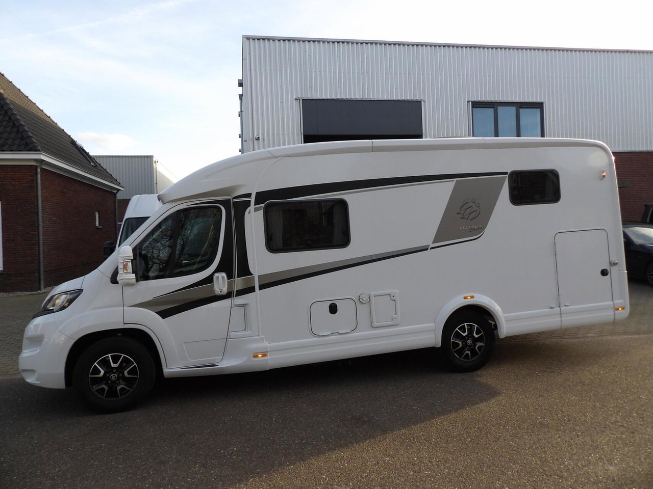 Knaus VAN Ti 650 MEG