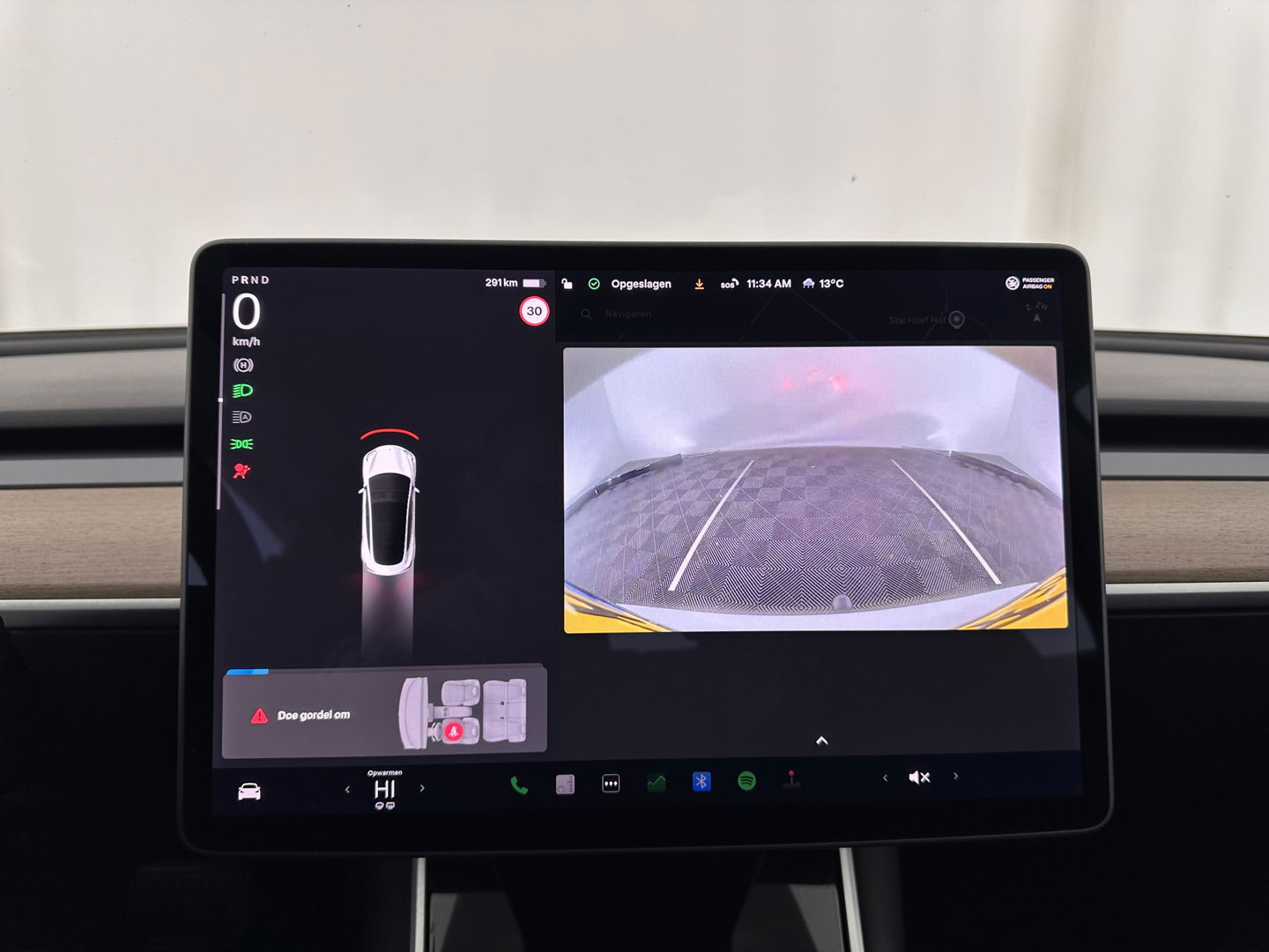 Tesla Model 3 Standard RWD Plus 60 kWh [ 3-Fase-11kW ] {SOH-97%} (INCL.BTW) Aut. *PANO | AUTO-PILOT | LEATHER | KEYLESS | FULL-LED | MEMORY-PACK | TOP-VIEW | DAB | CARPLAY | DIGI-COCKPIT | LANE-ASSIST | COMFORT-SEATS | 18"ALU*