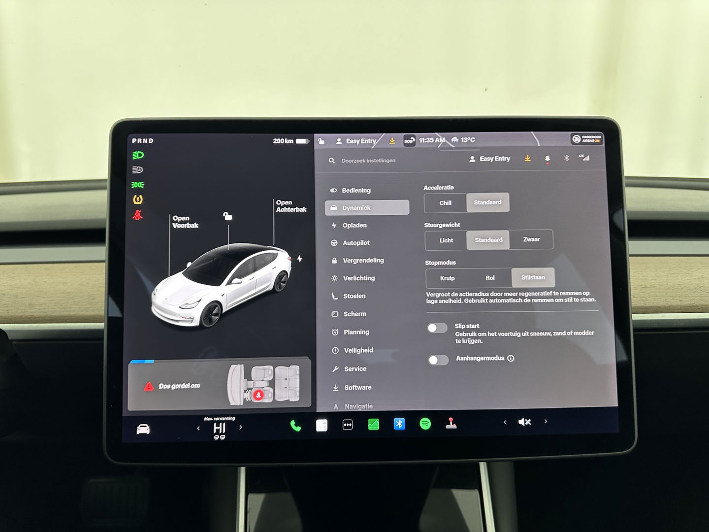 Tesla Model 3 Standard RWD Plus 60 kWh [ 3-Fase-11kW ] {SOH-97%} (INCL.BTW) Aut. *PANO | AUTO-PILOT | LEATHER | KEYLESS | FULL-LED | MEMORY-PACK | TOP-VIEW | DAB | CARPLAY | DIGI-COCKPIT | LANE-ASSIST | COMFORT-SEATS | 18"ALU*
