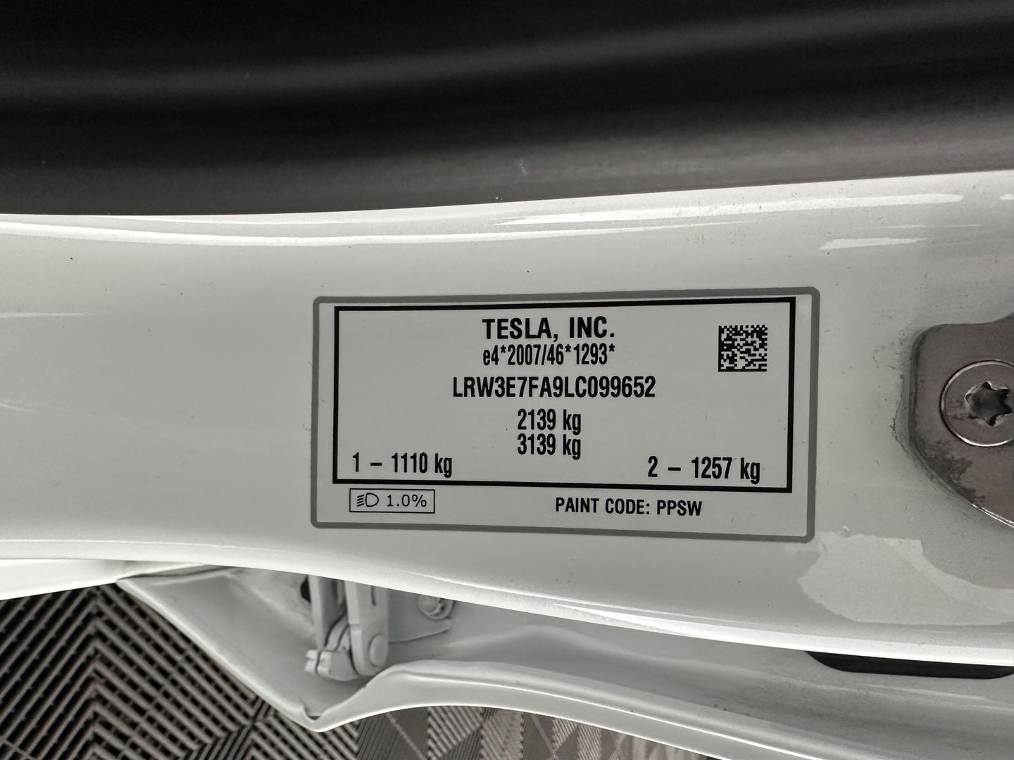Tesla Model 3 Standard RWD Plus 60 kWh [ 3-Fase-11kW ] {SOH-97%} (INCL.BTW) Aut. *PANO | AUTO-PILOT | LEATHER | KEYLESS | FULL-LED | MEMORY-PACK | TOP-VIEW | DAB | CARPLAY | DIGI-COCKPIT | LANE-ASSIST | COMFORT-SEATS | 18"ALU*