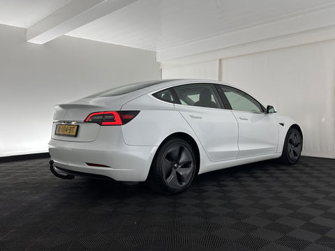 Tesla Model 3 Standard RWD Plus 60 kWh [ 3-Fase-11kW ] {SOH-97%} (INCL.BTW) Aut. *PANO | AUTO-PILOT | LEATHER | KEYLESS | FULL-LED | MEMORY-PACK | TOP-VIEW | DAB | CARPLAY | DIGI-COCKPIT | LANE-ASSIST | COMFORT-SEATS | 18"ALU*