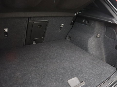 Volvo XC40 Recharge P8 AWD R Design | Stoel & stuurverwarming | Harman/Kardon | Adaptive cruise | Carplay | Navigatie | Keyless | Leder/Alcantara | Parkeerhulp | Full LED