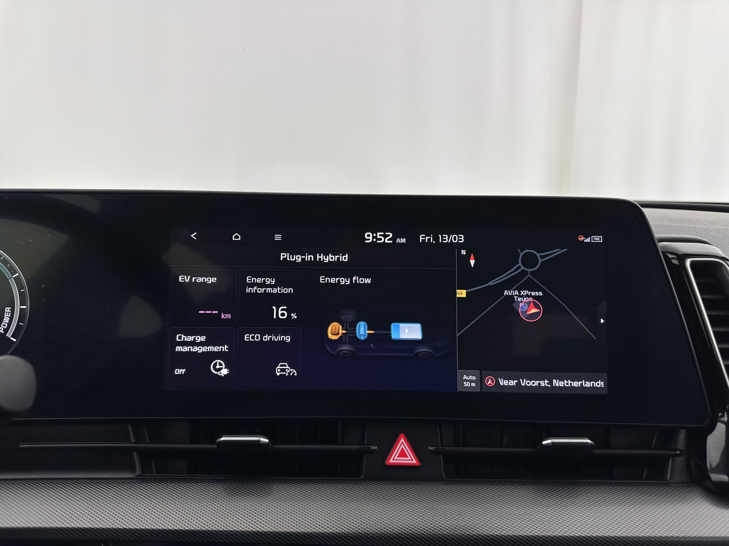 Kia Sportage 1.6 T-GDi Plug-in Hybrid AWD DynamicLine (INCL-BTW)  Aut.*FULL-LED | ADAPTIVE-CRUISE | WIDE-SCREEN-DIGI-COCKPIT | NAVI-FULLMAP | DAB | COMFORT-SEATS | ECC | SHIFT-PADDLES | CAMERA | PDC | CARPLAY | 19''ALU*