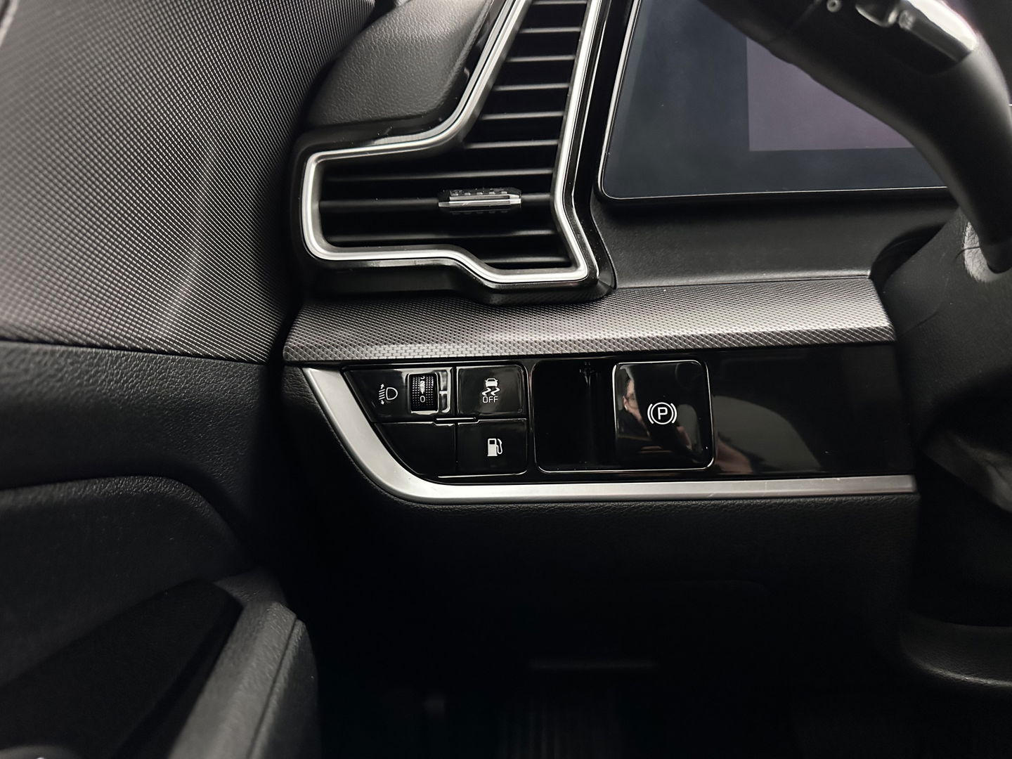 Kia Sportage 1.6 T-GDi Plug-in Hybrid AWD DynamicLine (INCL-BTW)  Aut.*FULL-LED | ADAPTIVE-CRUISE | WIDE-SCREEN-DIGI-COCKPIT | NAVI-FULLMAP | DAB | COMFORT-SEATS | ECC | SHIFT-PADDLES | CAMERA | PDC | CARPLAY | 19''ALU*