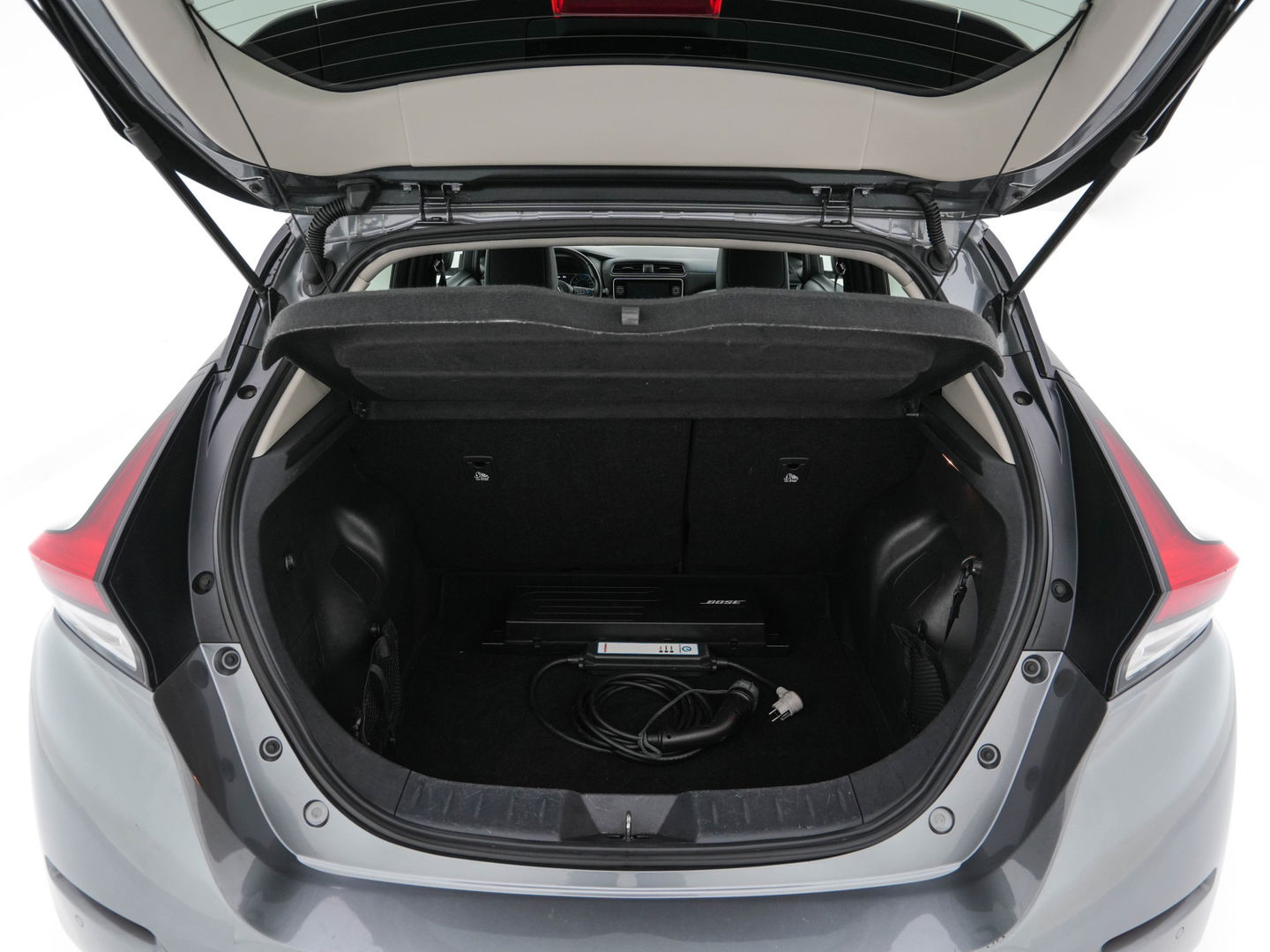 Nissan Leaf 3.Zero Limited Edition 62 kWh {SOH-93%} (INCL-BTW) Aut. *LEATHER | ADAPTIVE-CRUISE | FULL-LED | DIGI-COCKPIT | TOPVIEW | BOSE-AUDIO | KEYLESS | DAB+ | BLINDSPOT | ECC | PDC | HEATED-COMFORTSEATS | 17"ALU*