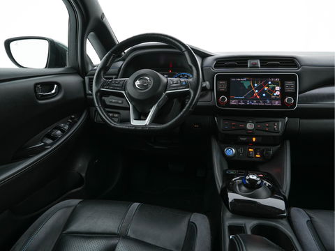 Nissan Leaf 3.Zero Limited Edition 62 kWh {SOH-93%} (INCL-BTW) Aut. *LEATHER | ADAPTIVE-CRUISE | FULL-LED | DIGI-COCKPIT | TOPVIEW | BOSE-AUDIO | KEYLESS | DAB+ | BLINDSPOT | ECC | PDC | HEATED-COMFORTSEATS | 17"ALU*