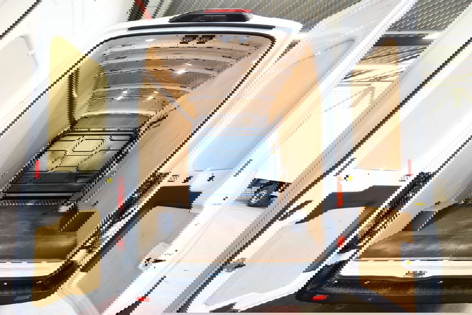 Ford E-Transit 350 L4H3 Trend 68 kWh