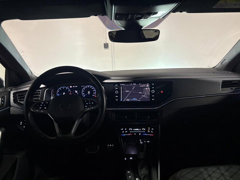 Volkswagen Taigo 1.5 TSI R-Line PANO KEYLESS CAM
