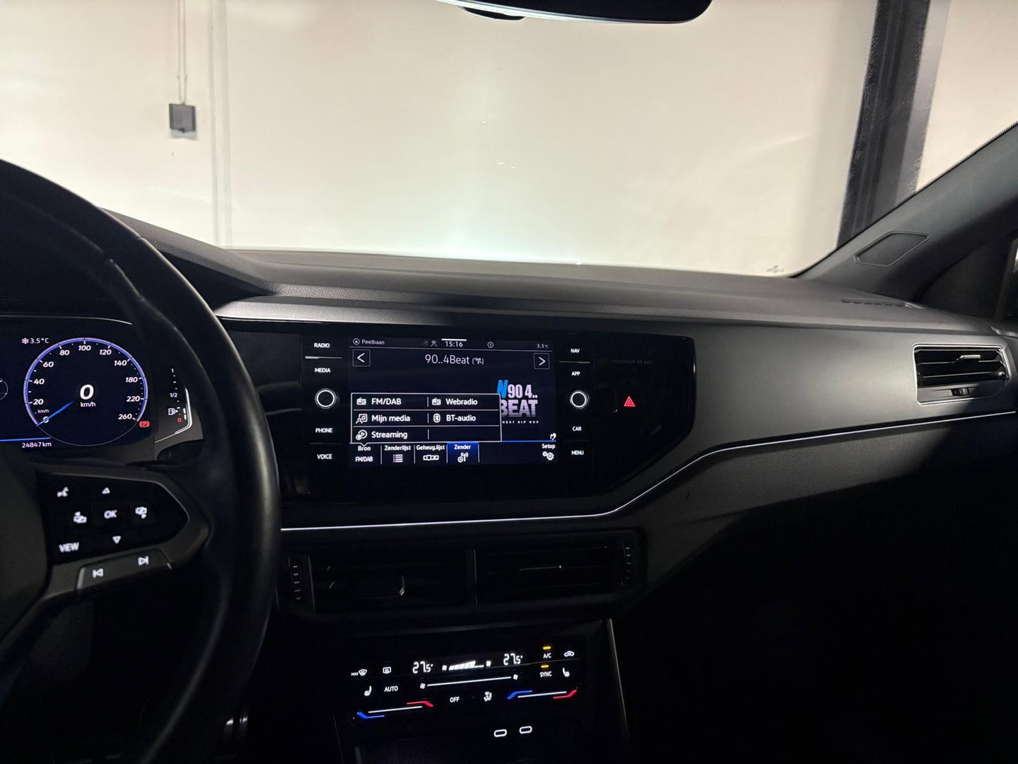 Volkswagen Taigo 1.5 TSI R-Line PANO KEYLESS CAM