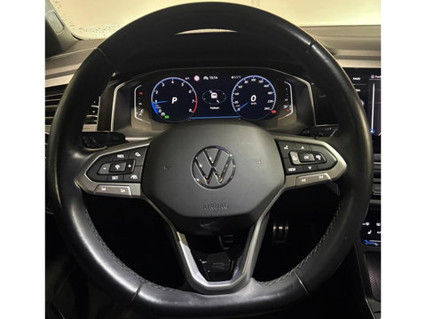 Volkswagen Taigo 1.5 TSI R-Line PANO KEYLESS CAM