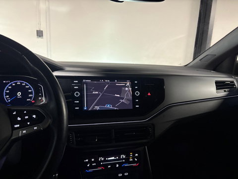 Volkswagen Taigo 1.5 TSI R-Line PANO KEYLESS CAM