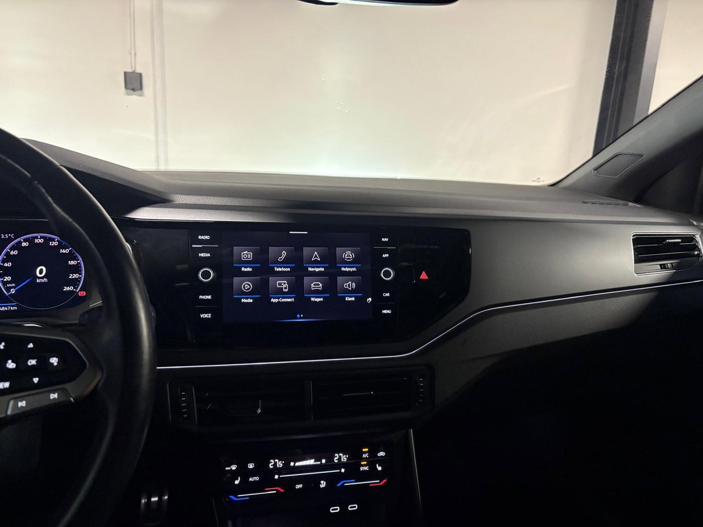 Volkswagen Taigo 1.5 TSI R-Line PANO KEYLESS CAM