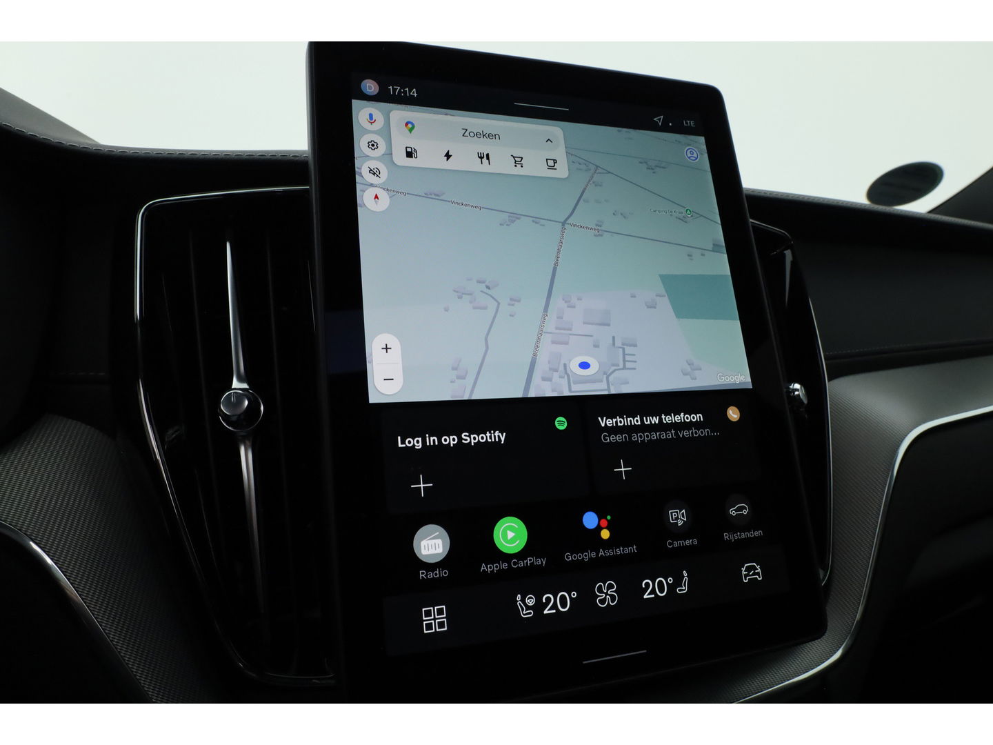 Volvo XC60 2.0 T8 Plug-in hybrid AWD Ultra Black Edition | Full Option | B&W Audio | Luchtvering | Trekhaak | stoel ventilatie | ACC | Blis | 360 cam |