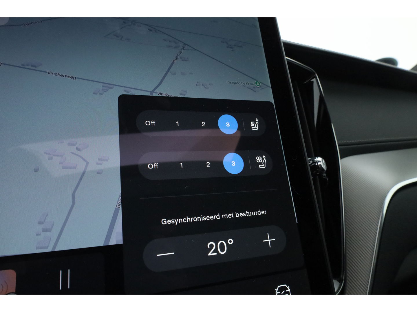 Volvo XC60 2.0 T8 Plug-in hybrid AWD Ultra Black Edition | Full Option | B&W Audio | Luchtvering | Trekhaak | stoel ventilatie | ACC | Blis | 360 cam |