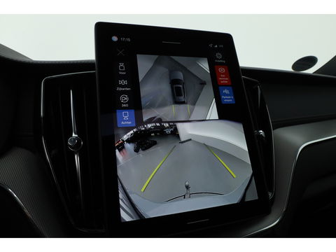 Volvo XC60 2.0 T8 Plug-in hybrid AWD Ultra Black Edition | Full Option | B&W Audio | Luchtvering | Trekhaak | stoel ventilatie | ACC | Blis | 360 cam |