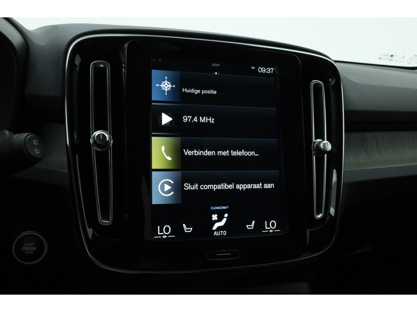 Volvo XC40 1.5 T5 Recharge Inscription | Trekhaak | 360 Cam | ACC | Blis | H&K Audio | stoel 4 & stuur Verwarming