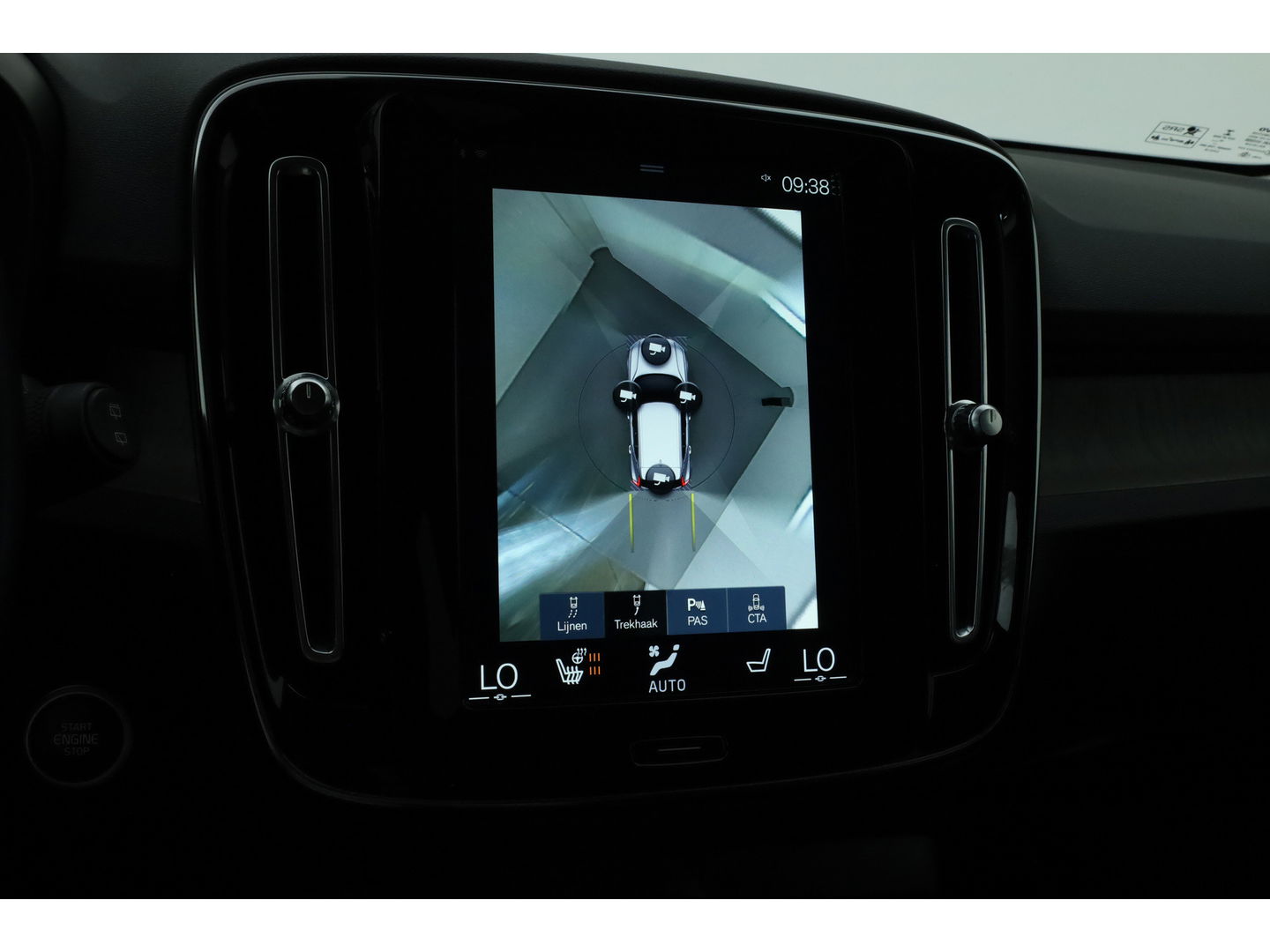 Volvo XC40 1.5 T5 Recharge Inscription | Trekhaak | 360 Cam | ACC | Blis | H&K Audio | stoel 4 & stuur Verwarming