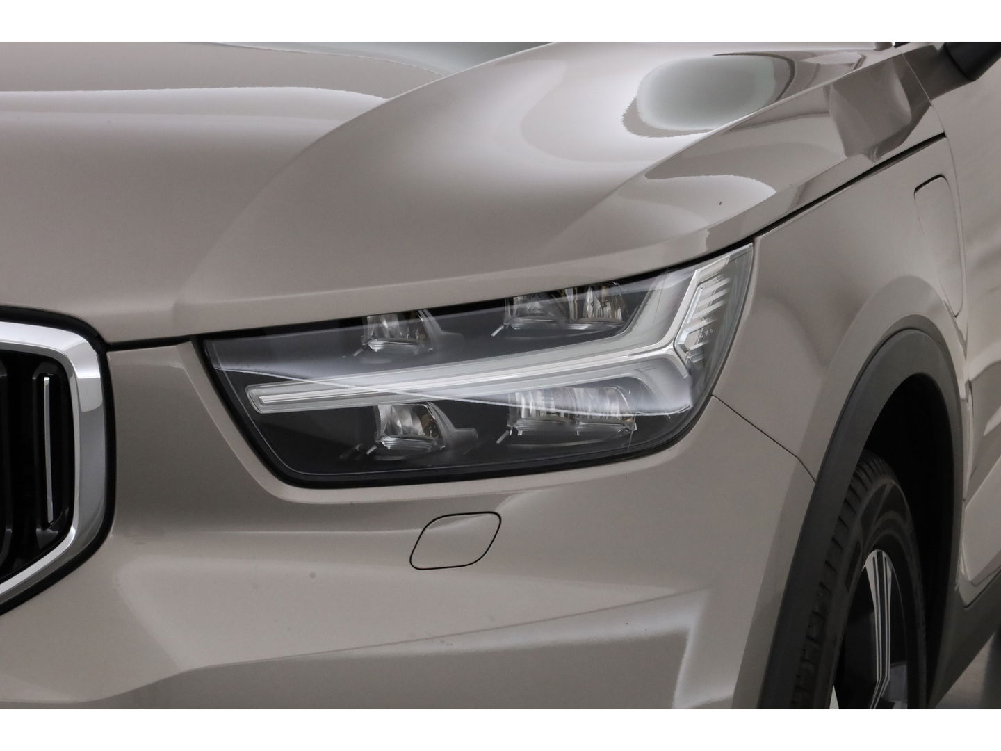 Volvo XC40 1.5 T5 Recharge Inscription | Trekhaak | 360 Cam | ACC | Blis | H&K Audio | stoel 4 & stuur Verwarming