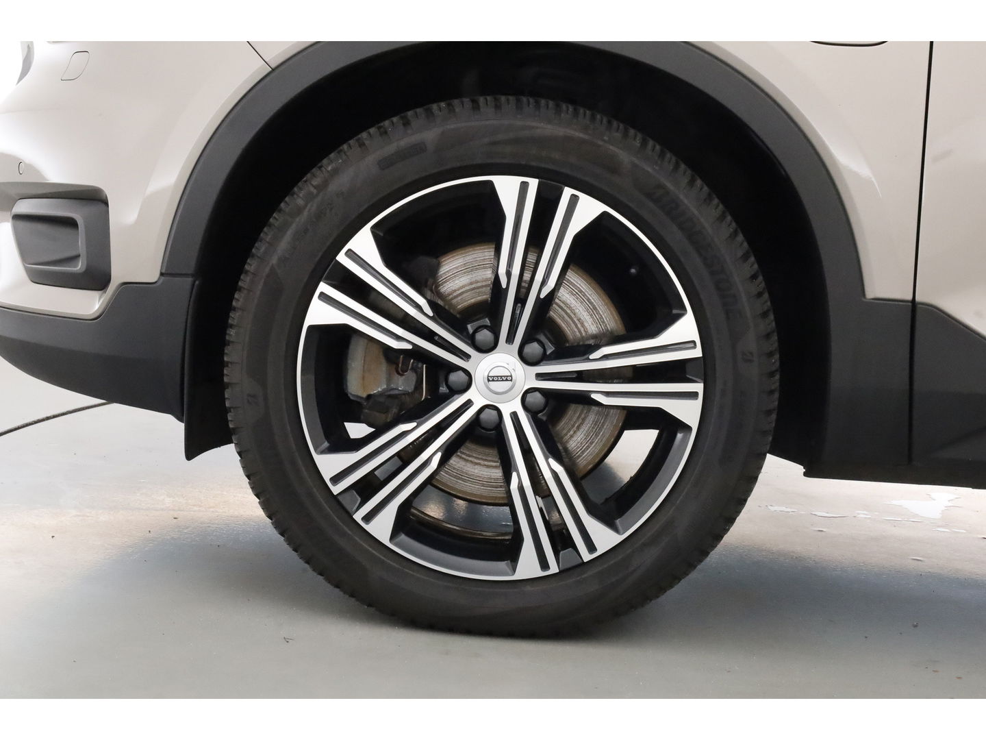 Volvo XC40 1.5 T5 Recharge Inscription | Trekhaak | 360 Cam | ACC | Blis | H&K Audio | stoel 4 & stuur Verwarming