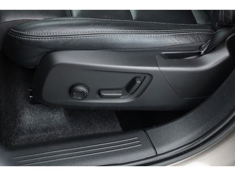 Volvo XC40 1.5 T5 Recharge Inscription | Trekhaak | 360 Cam | ACC | Blis | H&K Audio | stoel 4 & stuur Verwarming