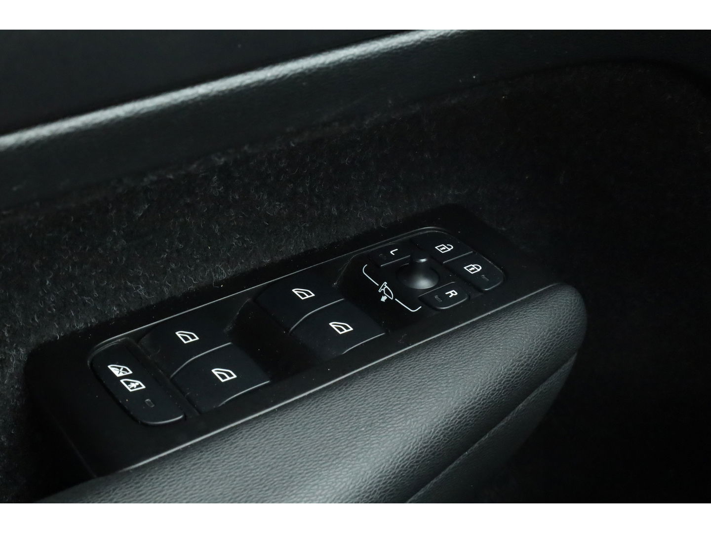 Volvo XC40 1.5 T5 Recharge Inscription | Trekhaak | 360 Cam | ACC | Blis | H&K Audio | stoel 4 & stuur Verwarming