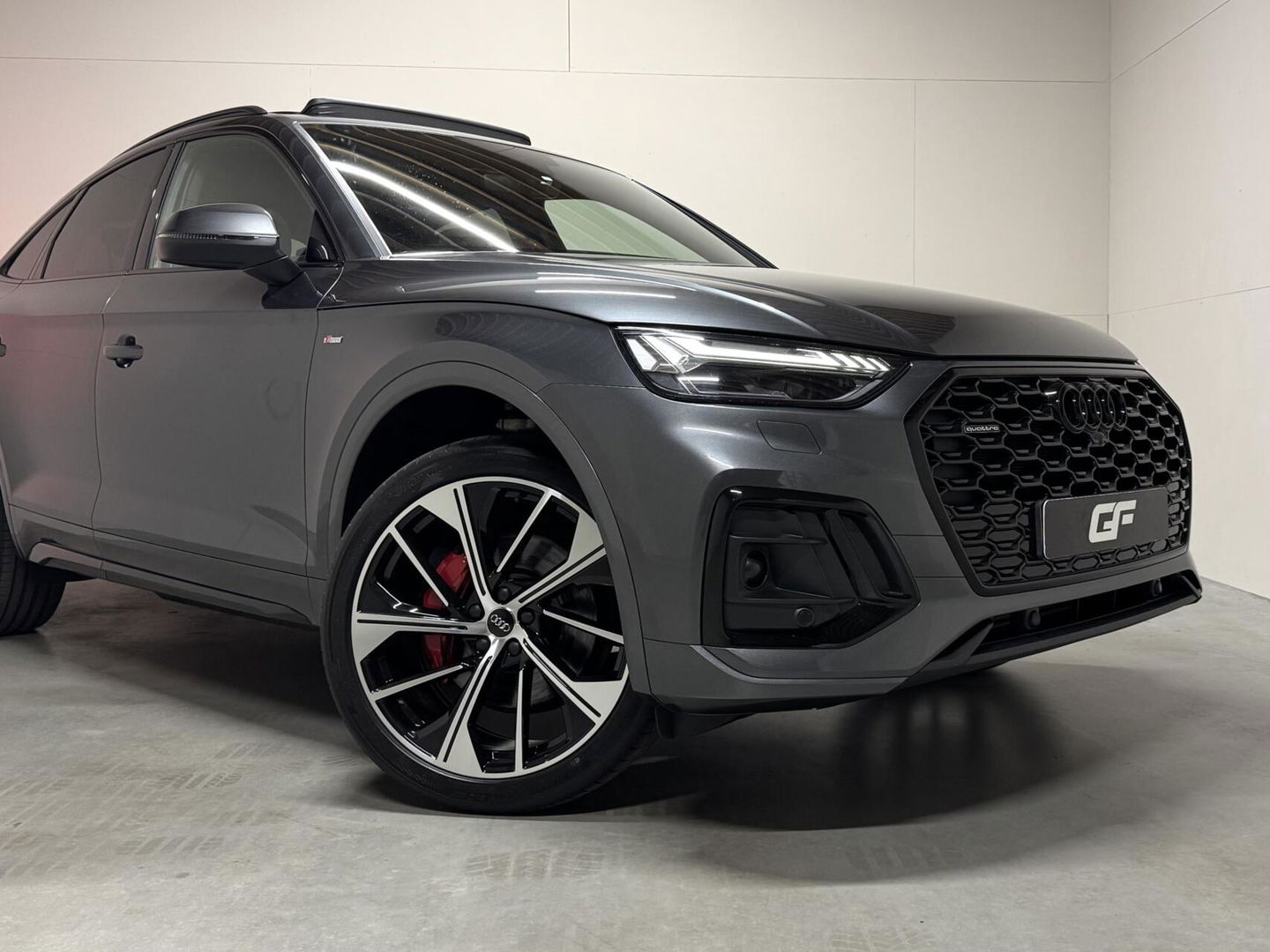 Audi Q5 Sportback 50 TFSIe Quattro S-line Pano RS-Seats Trekh.