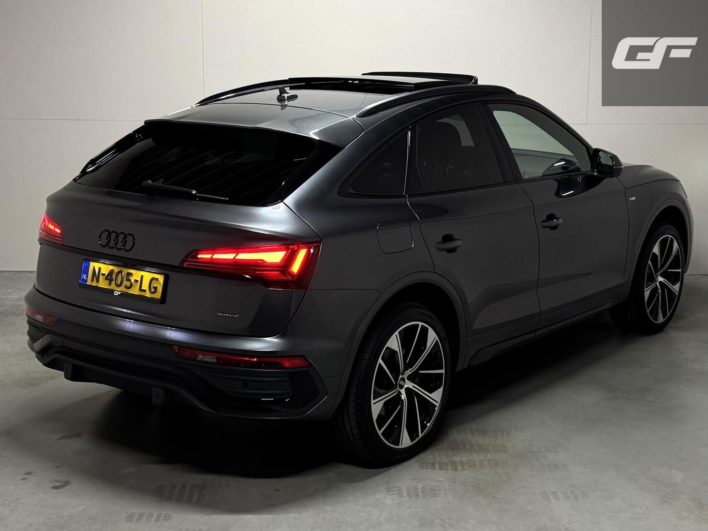 Audi Q5 Sportback 50 TFSIe Quattro S-line Pano RS-Seats Trekh.