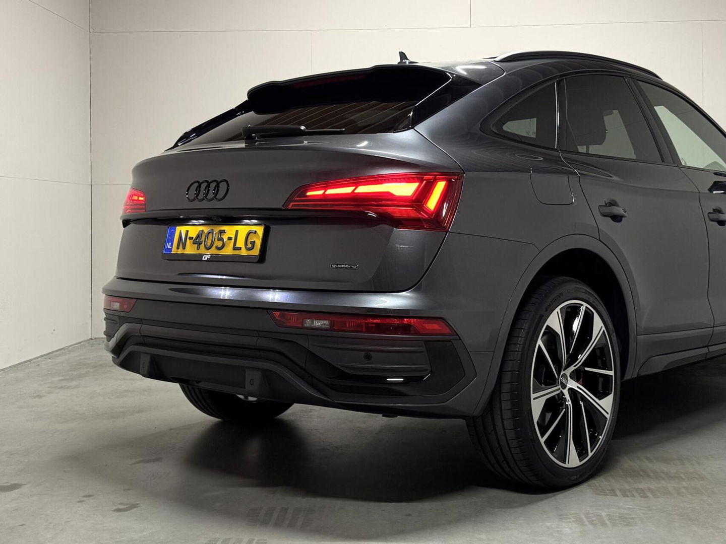Audi Q5 Sportback 50 TFSIe Quattro S-line Pano RS-Seats Trekh.