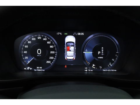 Volvo XC40 1.5 T5 Plug-in hybrid Ultimate Dark | Pano | 360 cam | Leer | ACC | Blis | H&K Audio | Stoel & stuur Verw. | Memory |