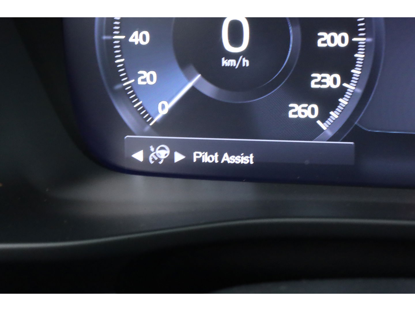 Volvo XC40 1.5 T5 Plug-in hybrid Ultimate Dark | Pano | 360 cam | Leer | ACC | Blis | H&K Audio | Stoel & stuur Verw. | Memory |