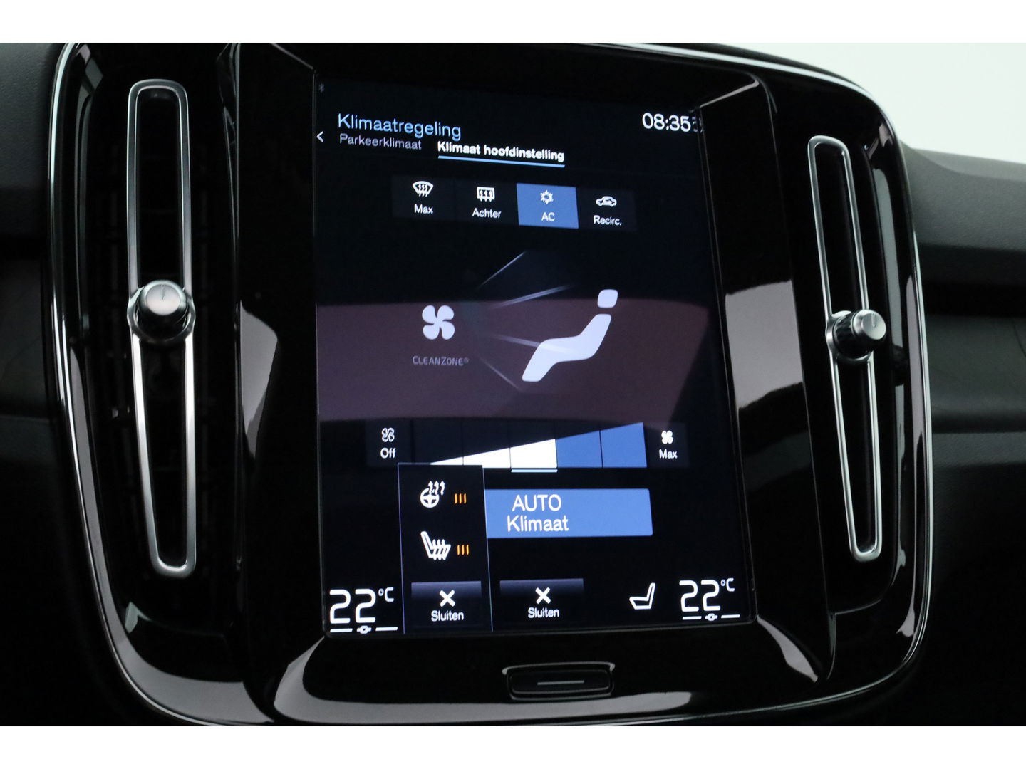 Volvo XC40 1.5 T5 Plug-in hybrid Ultimate Dark | Pano | 360 cam | Leer | ACC | Blis | H&K Audio | Stoel & stuur Verw. | Memory |