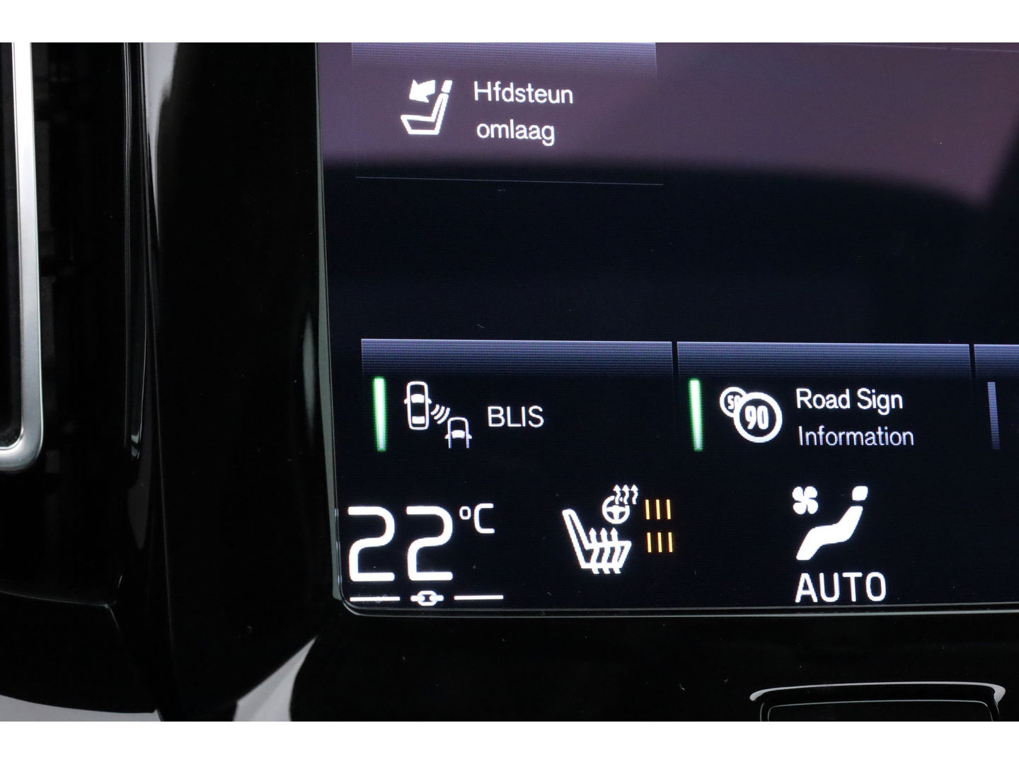 Volvo XC40 1.5 T5 Plug-in hybrid Ultimate Dark | Pano | 360 cam | Leer | ACC | Blis | H&K Audio | Stoel & stuur Verw. | Memory |