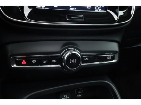 Volvo XC40 1.5 T5 Plug-in hybrid Ultimate Dark | Pano | 360 cam | Leer | ACC | Blis | H&K Audio | Stoel & stuur Verw. | Memory |