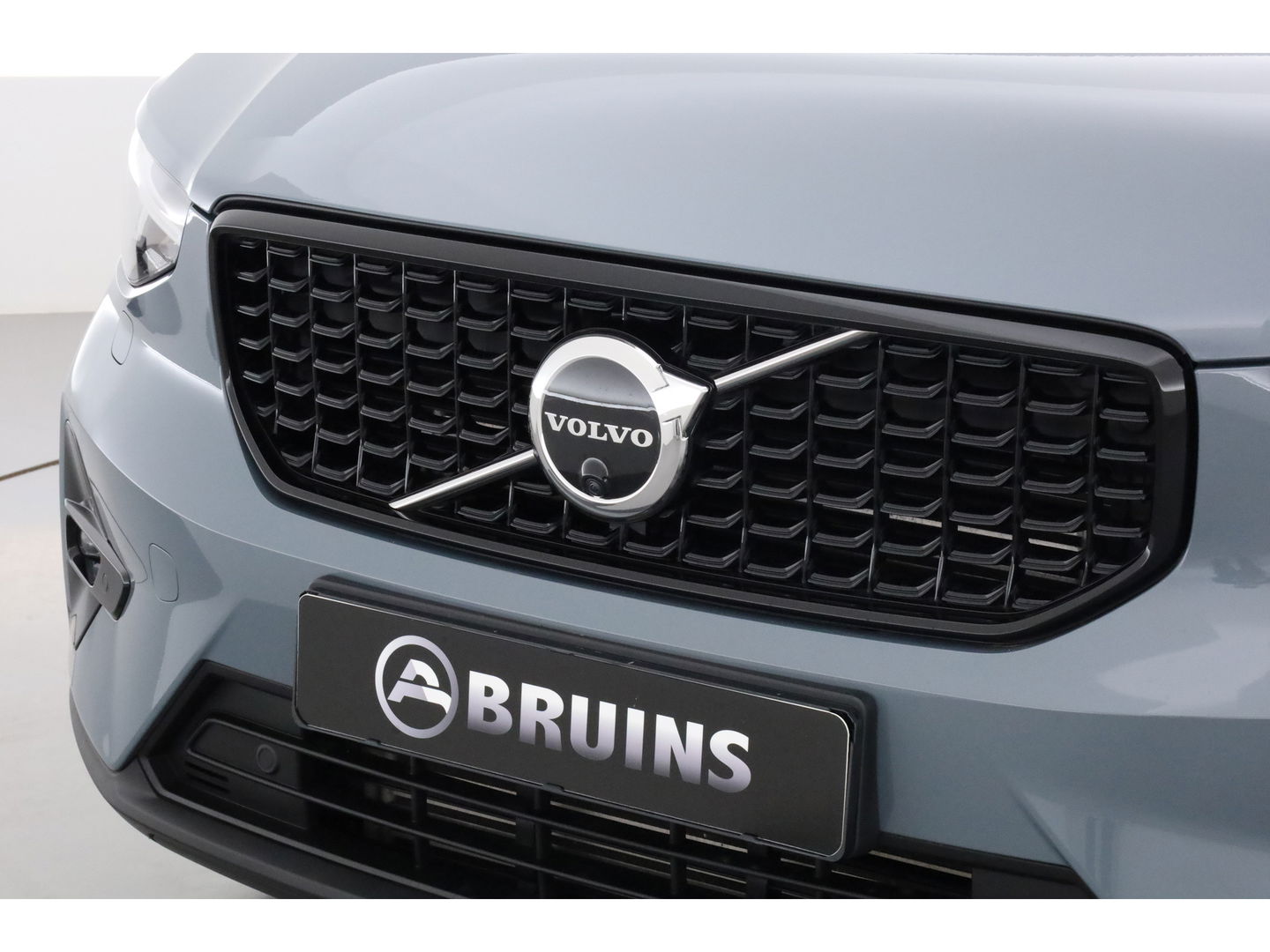 Volvo XC40 1.5 T5 Plug-in hybrid Ultimate Dark | Pano | 360 cam | Leer | ACC | Blis | H&K Audio | Stoel & stuur Verw. | Memory |