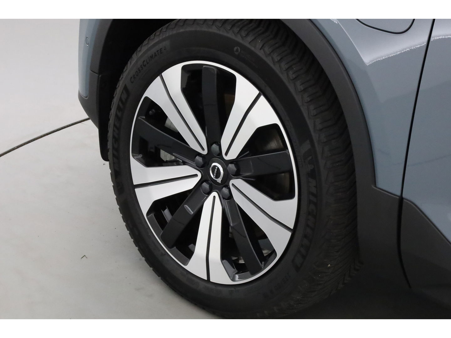 Volvo XC40 1.5 T5 Plug-in hybrid Ultimate Dark | Pano | 360 cam | Leer | ACC | Blis | H&K Audio | Stoel & stuur Verw. | Memory |